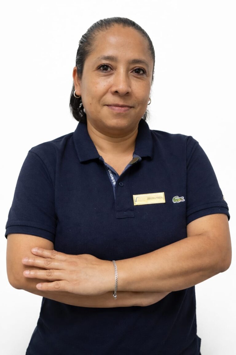 Johanna Pineda, Auxiliar de Limpieza en Centro de Negocios Gibraltar